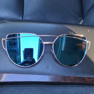 Blue polarized sunglasses